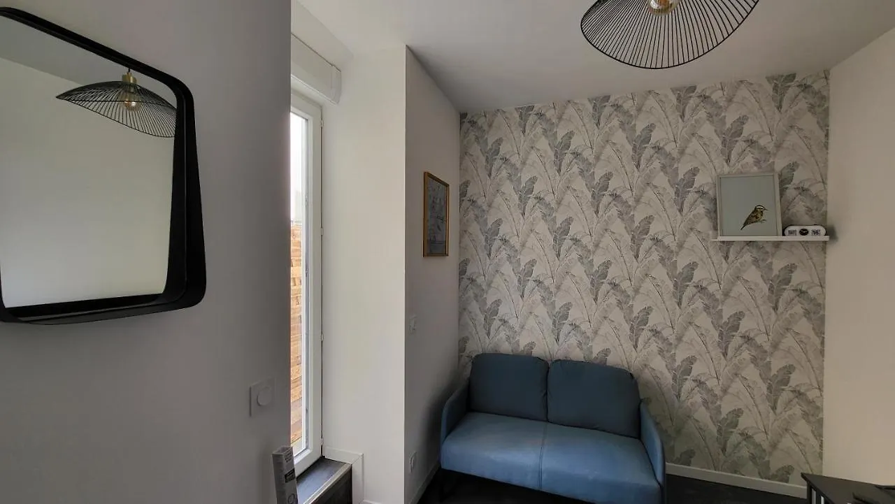 Escapade A Lourdes Dans Beau T2 Avec Terrasse - Proche Gare Et Centre Ville Apartman