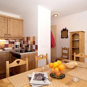 rsidence-labellemontagne-rochebrune.fr-provencehotel.com/