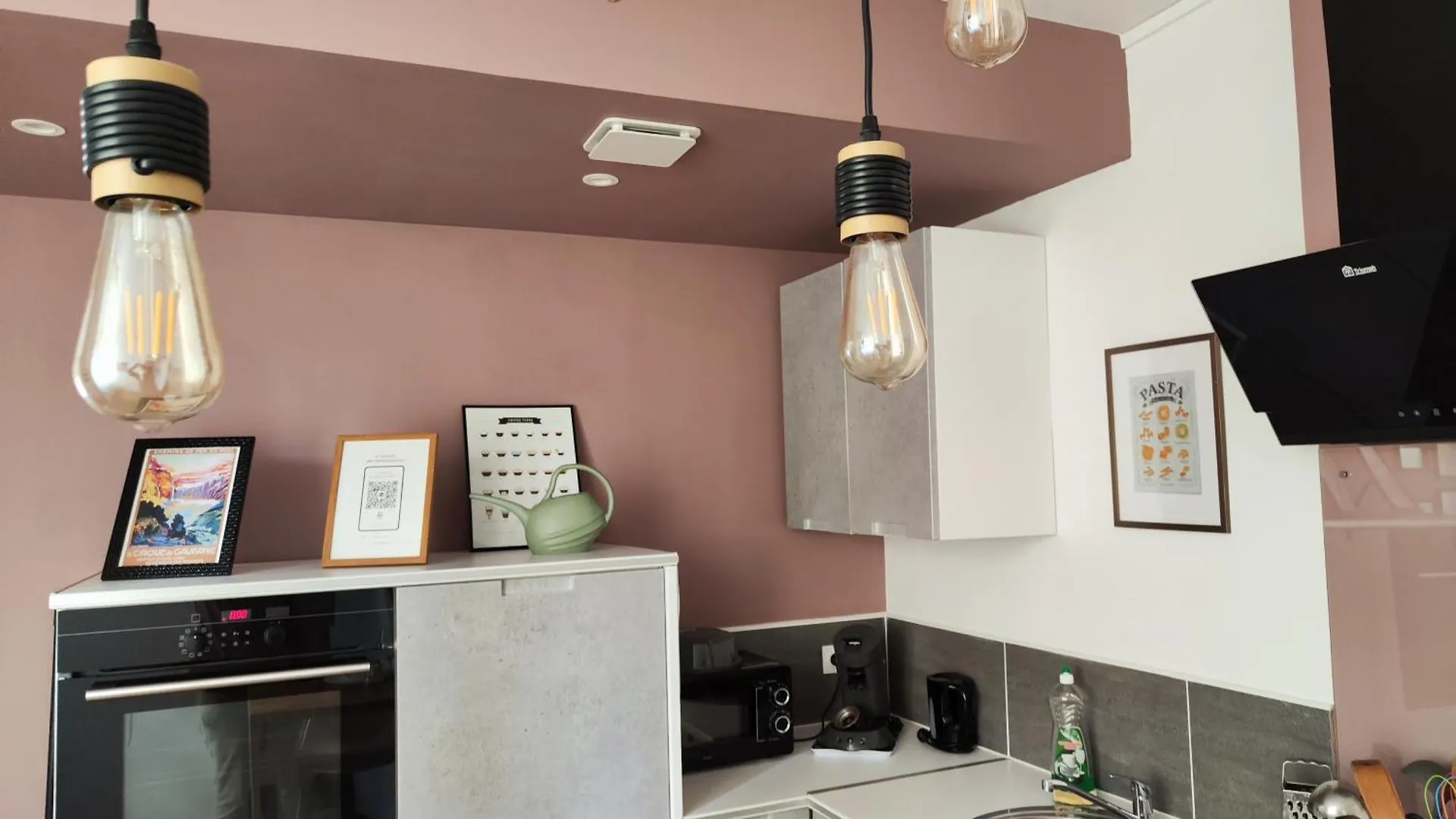 Appartement Escapade à Lourdes dans beau T2 avec terrasse - Proche Gare et Centre ville